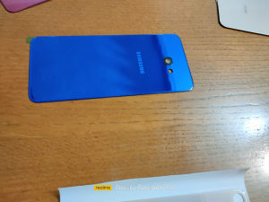 Samsung J4+ zadnje staklo poklopac baterije plavi rozi