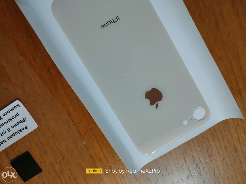 Poklopac baterije zadnje staklo iphone 8
