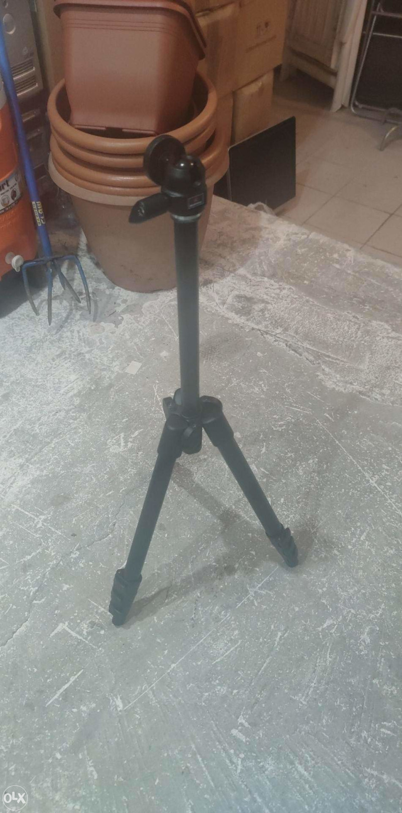 Manfrotto 724B tripod