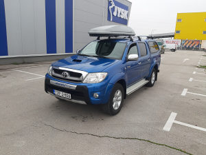 Toyota Hilux 3.0 dizel kupljena nova u Sarajevu