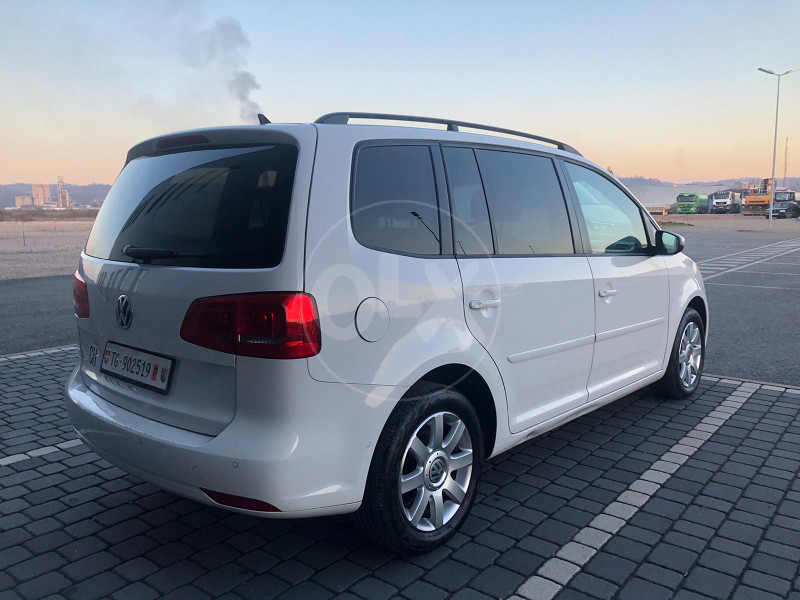 Volkswagen Touran 2.0
Dsg Automatik