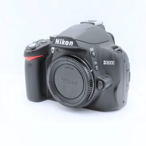 Nikon D3000 - 29000 okidanja