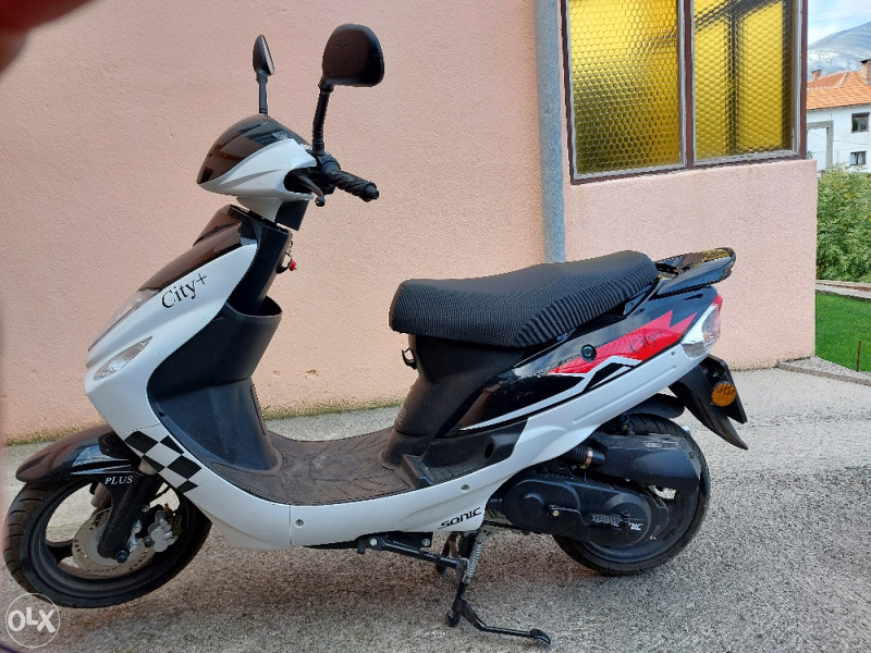 Skuter Sonic city+ (moped)