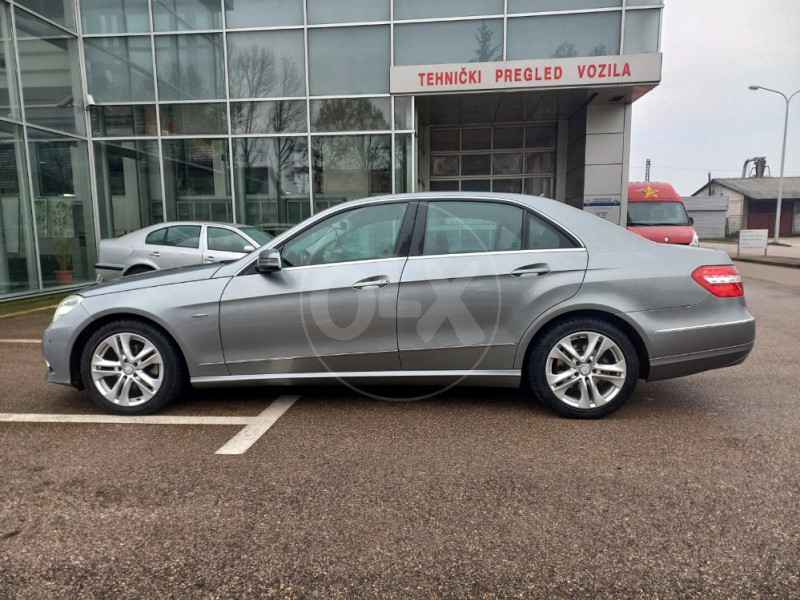 Mercedes-Benz E 220 2009 god TOP MOZE ZAMJENA