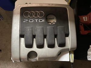 Audi A3 poklopac motora