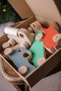 Drvene igracke autici eko toys poklon