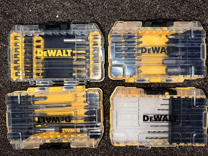 DEWALT SCREWDRIVER BIT SET