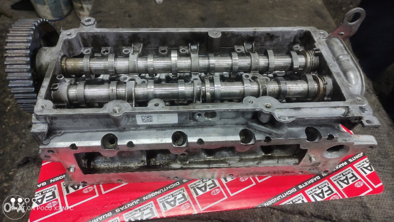Glava motora golf 7 1.6 tdi