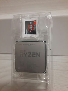 RYZEN 7 3800X AMD