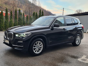BMW X5 3.0 D XD 2019 UVOZ TEK REGISTROVAN