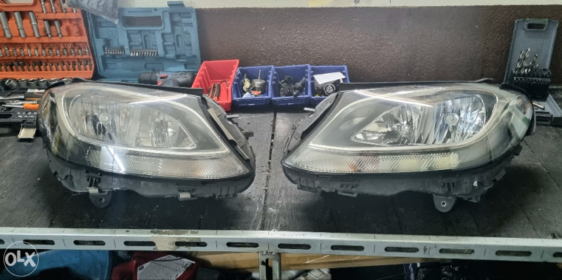 Farovi W205 C klasa