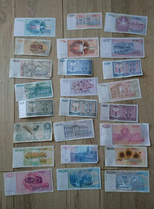 prodajem 24 različite domaće novčanice