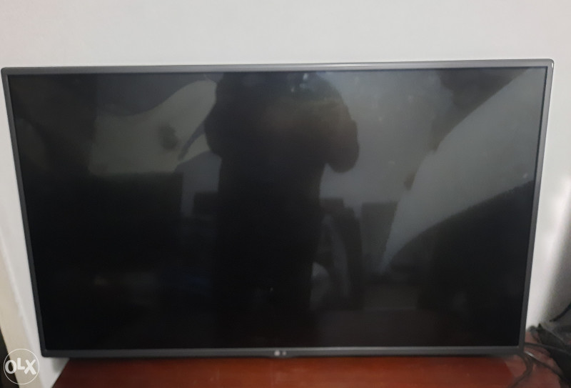 LG LED TV razbijen ekran Dijelovi za TV OLX.ba