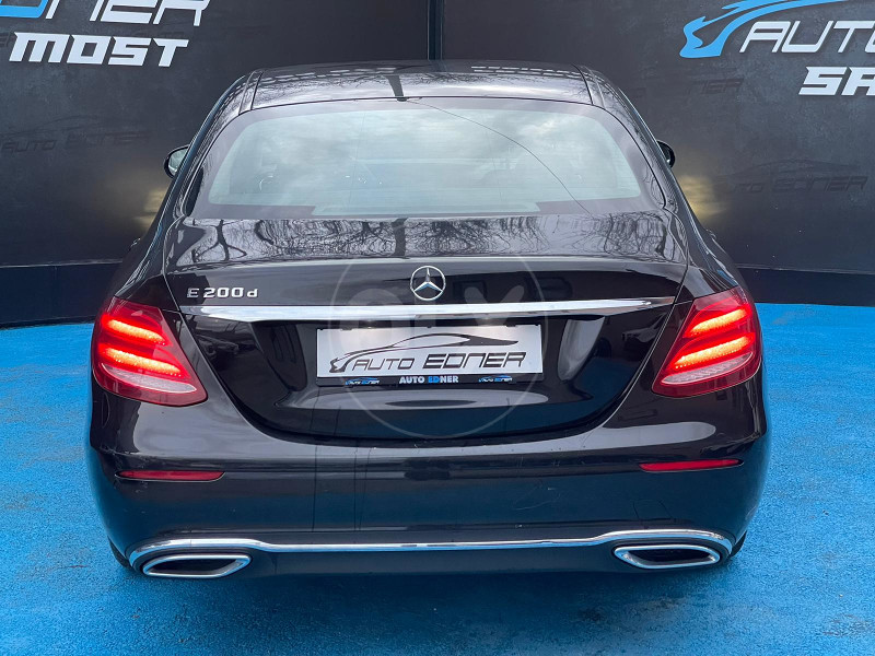 Mercedes Benz E 200 2017 g.p