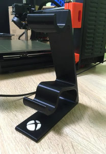 Xbox stalak za 2 kontrolera za sto ili zidni