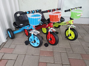 Djeciji tricikl