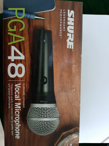Vokalni mikrofon