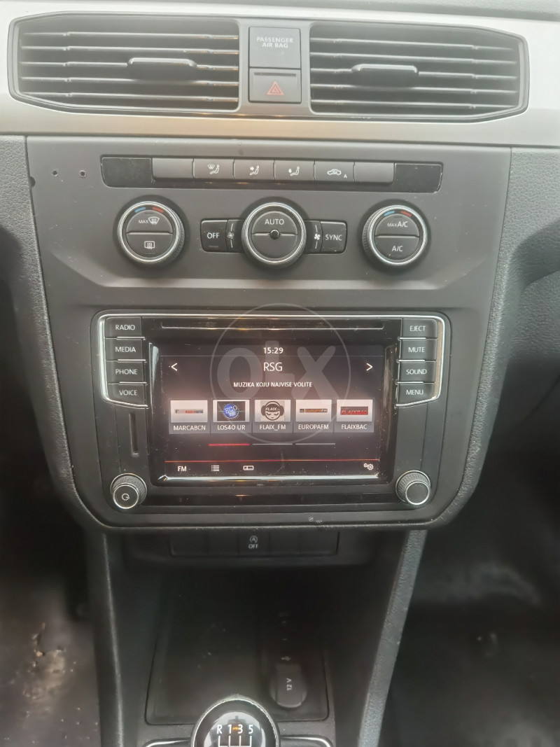 Volkswagen Caddy Maxi Life 2.0 dizel putnički 7 siceva