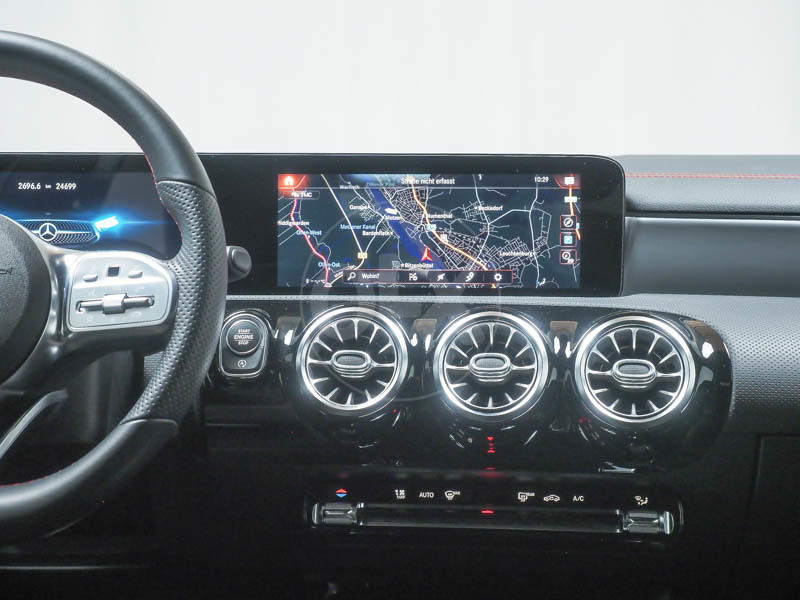 Mercedes-Benz CLA 200d AMG/MLED/Mojave/150KS