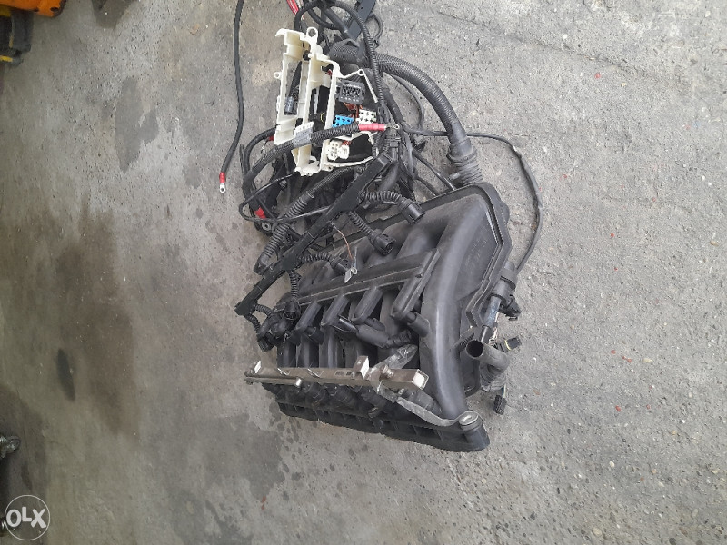Usisna grana M54b2.5 sa komplet instalacijom bmw e46 e6