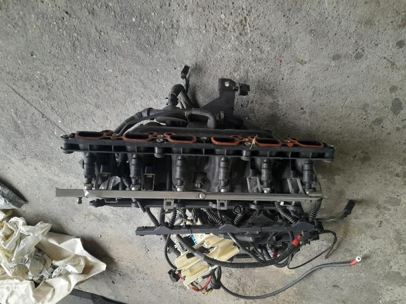 Usisna grana M54b2.5 sa komplet instalacijom bmw e46 e6