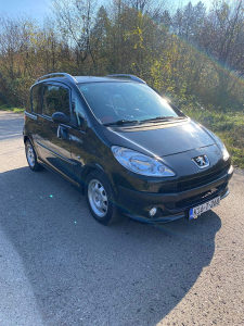 Peugeot 1007