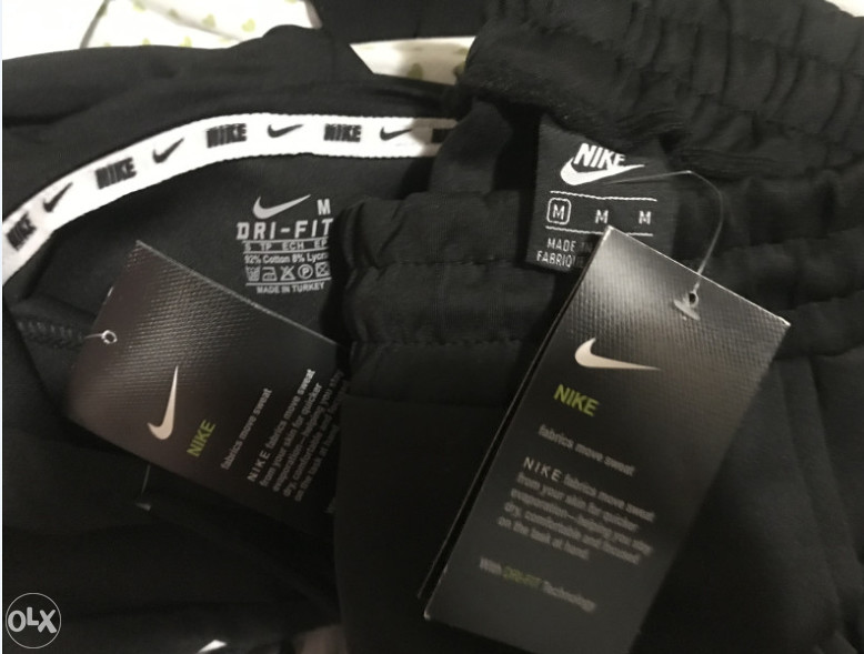 Nike zenska trenerka komplet