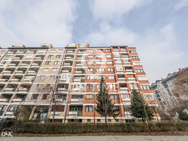 Dobrinja / Dvosoban stan / 48 m2 / Balkon