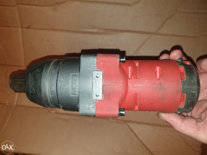 UDARNI ZAVRTAC MILWAUKEE M 18 ONEFHIWF 1