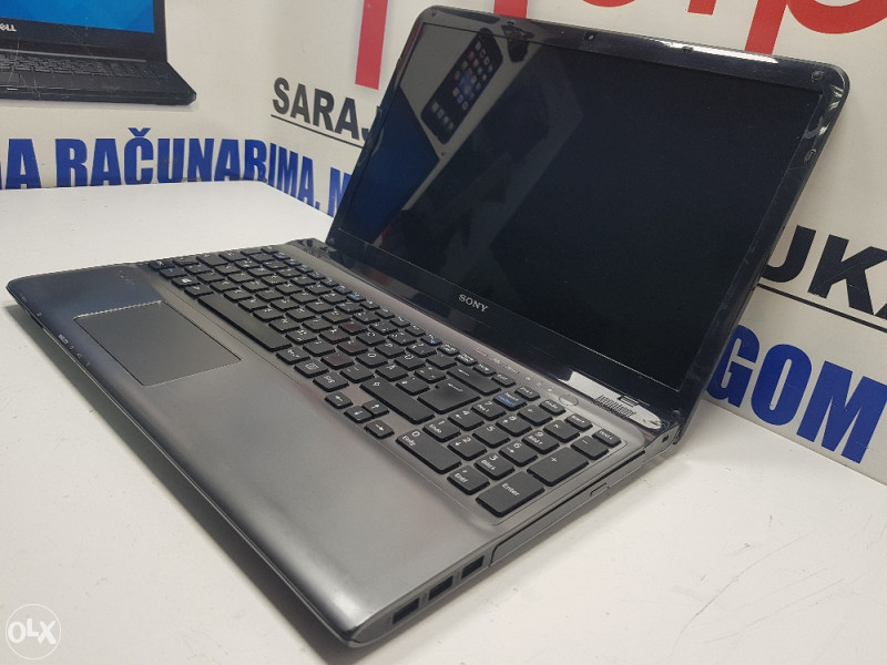Laptop Sony sve151 (i5 3320M/6GB/500GB/1GB/1h)