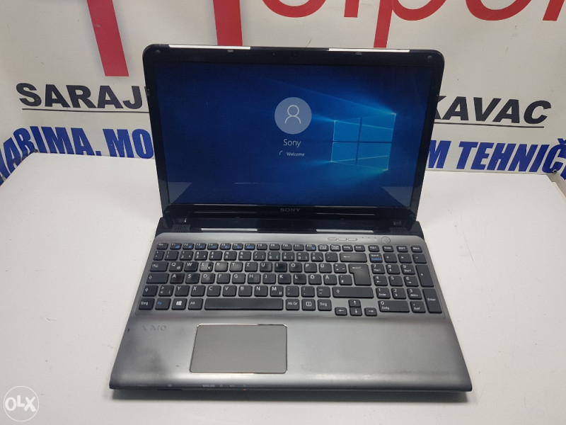 Laptop Sony sve151 (i5 3320M/6GB/500GB/1GB/1h)