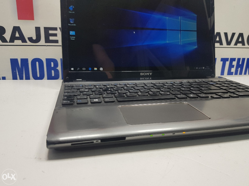 Laptop Sony sve151 (i5 3320M/6GB/500GB/1GB/1h)