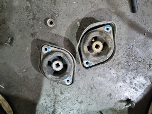Nosači mjenjača Passat 5 plus 1.9 TDI 96kw 6 brzina