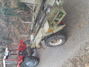 Prikolica traktorska kareta  ..vojna jaka  sacija