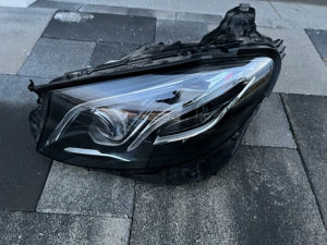 Mercedes E W213 Far lijevi multibeam a2139067506