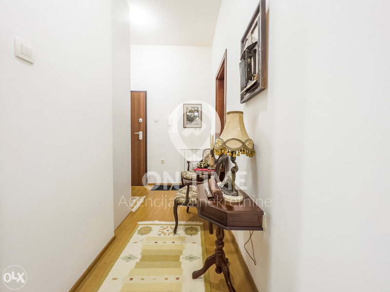Dobrinja Exclusive/ Trosoban stan / 74 m2