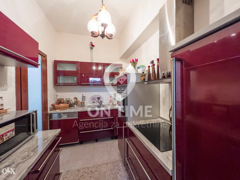 Dobrinja Exclusive/ Trosoban stan / 74 m2