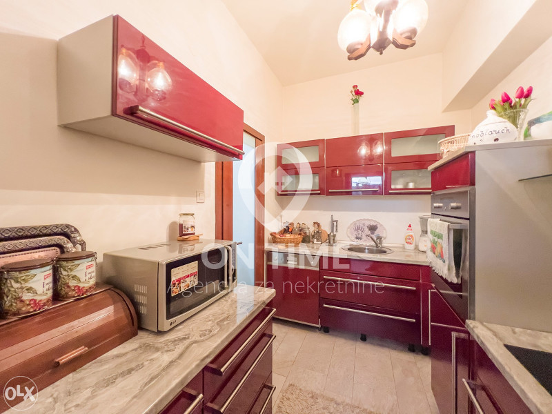 Dobrinja Exclusive/ Trosoban stan / 74 m2