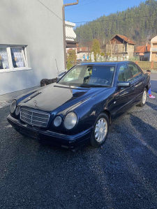 Mercedes-Benz E 290