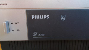 GRAMOFON PHILIPS D5520