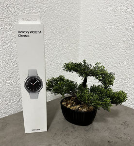 Samsung Galaxy Watch 4 Silver 46mm LTE NOVO