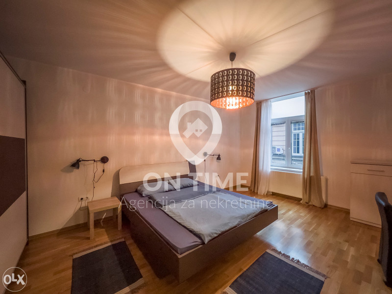Stari Grad / Dvosoban stan / 88 m2 / NAMJEŠTEN