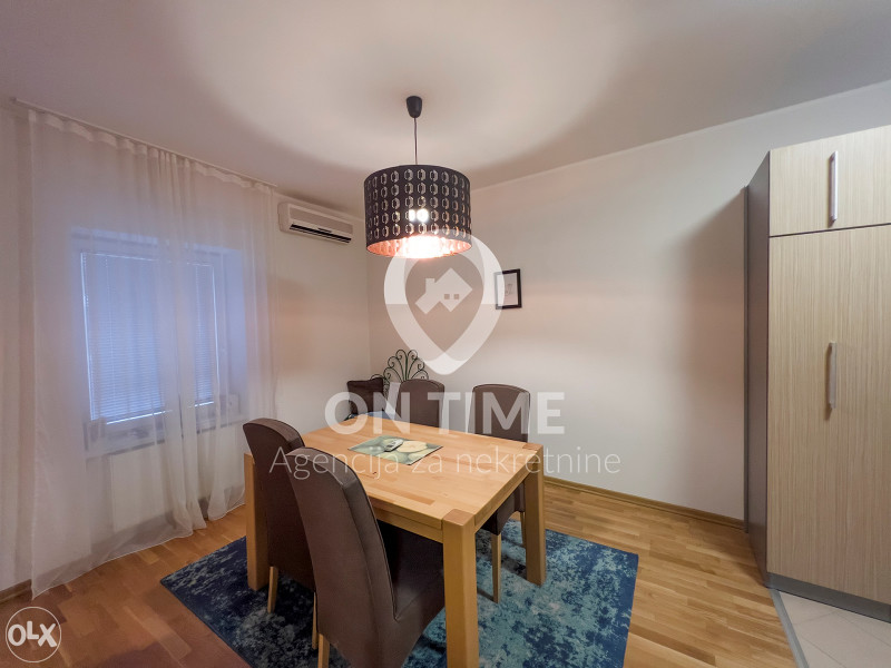 Stari Grad / Dvosoban stan / 88 m2 / NAMJEŠTEN