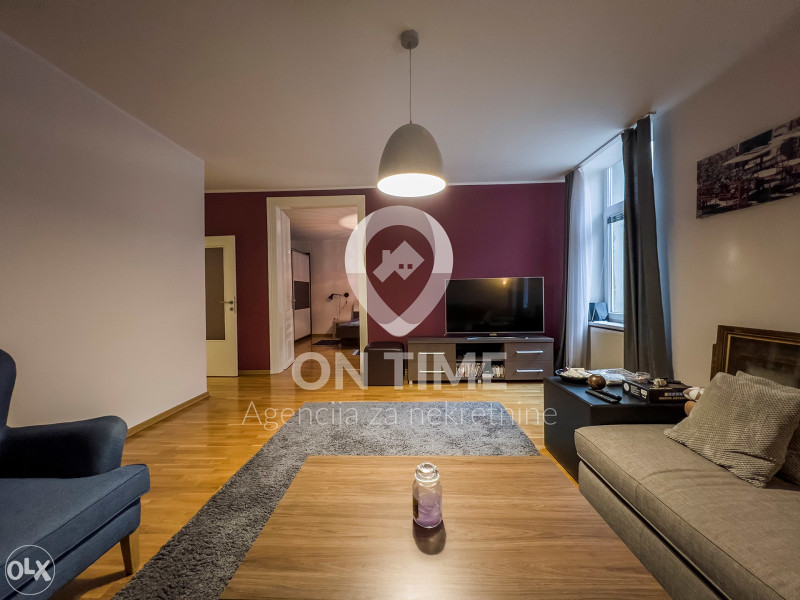 Stari Grad / Dvosoban stan / 88 m2 / NAMJEŠTEN