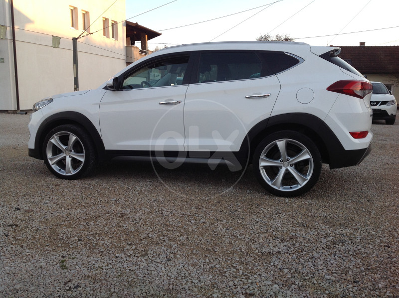 HYUNDAI TUCSON 2,0 Crdi 4X4 , 2016 GOD