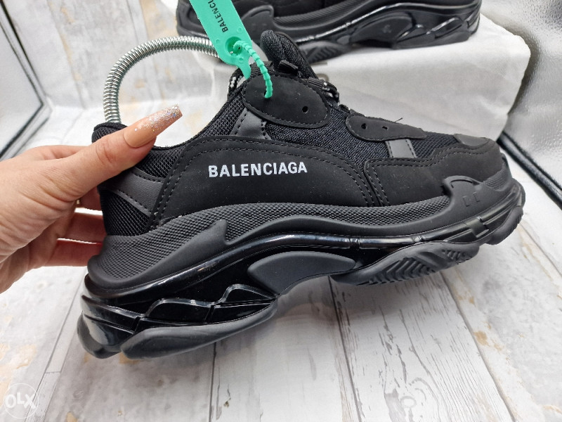 Sneakers Balenciaga Patike Triple S Balenciaga Patike Prodaja