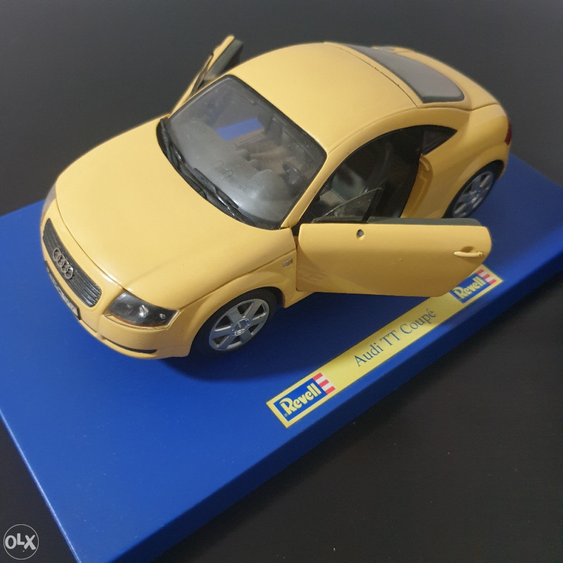 Audi tt mk1 Revell 1/18 - Jeux & Jouets