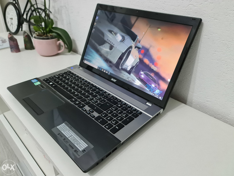 Gaming laptop Acer 8GB RAM i7 NVIDIA 710M 2GB