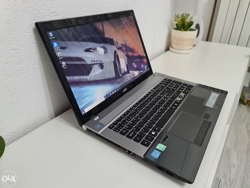 Gaming laptop Acer 8GB RAM i7 NVIDIA 710M 2GB