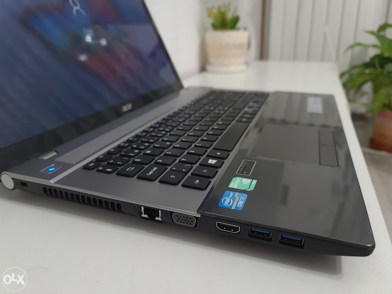 Gaming laptop Acer 8GB RAM i7 NVIDIA 710M 2GB